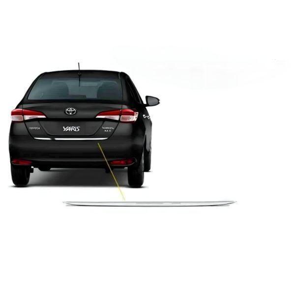 Trunk lower edge chrome or trunk trim in chrome for toyota yaris